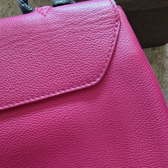 Louis Vuitton Raspberry Lockme Leather Shoulder Bag W/COA - Picture 11 of 15